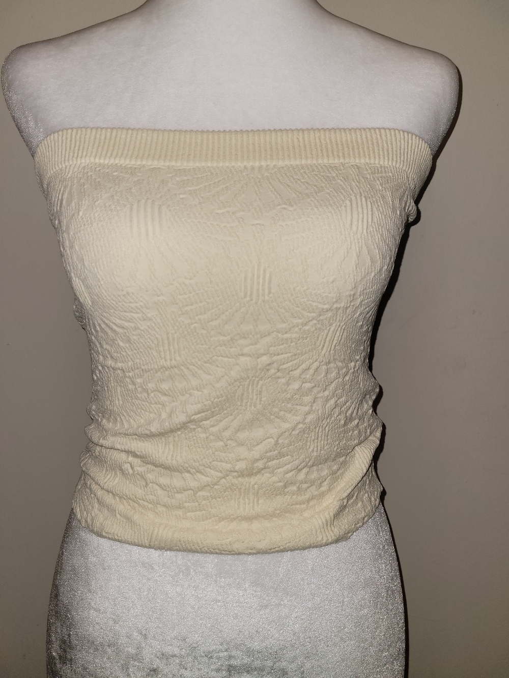 Strapless Cream Textured Tube Top